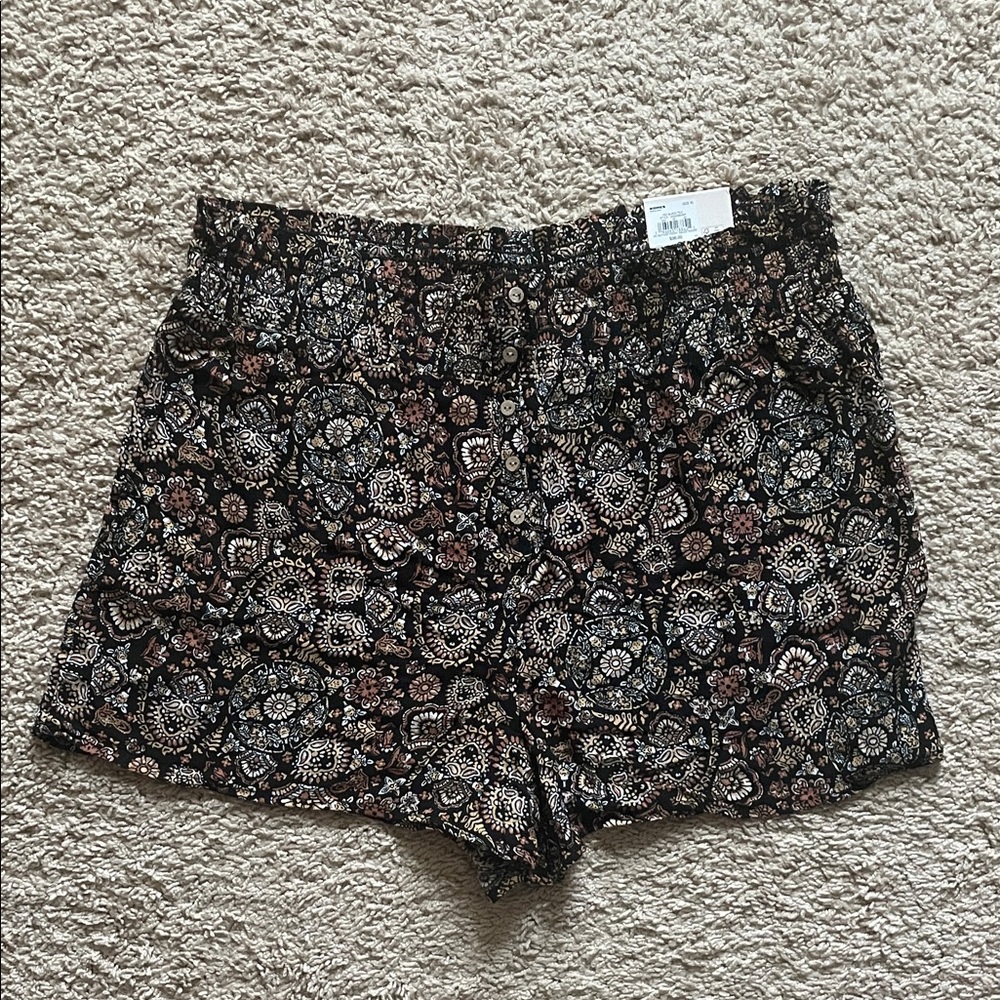 NWT SO Good For Life Button Front Gauze Shorts
